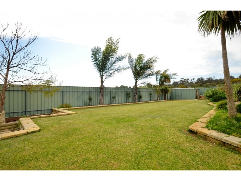 3 Skipper Close, Hallett Cove SA 5158