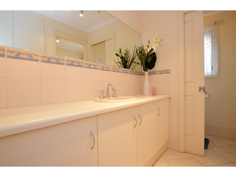 3 Skipper Close, Hallett Cove SA 5158