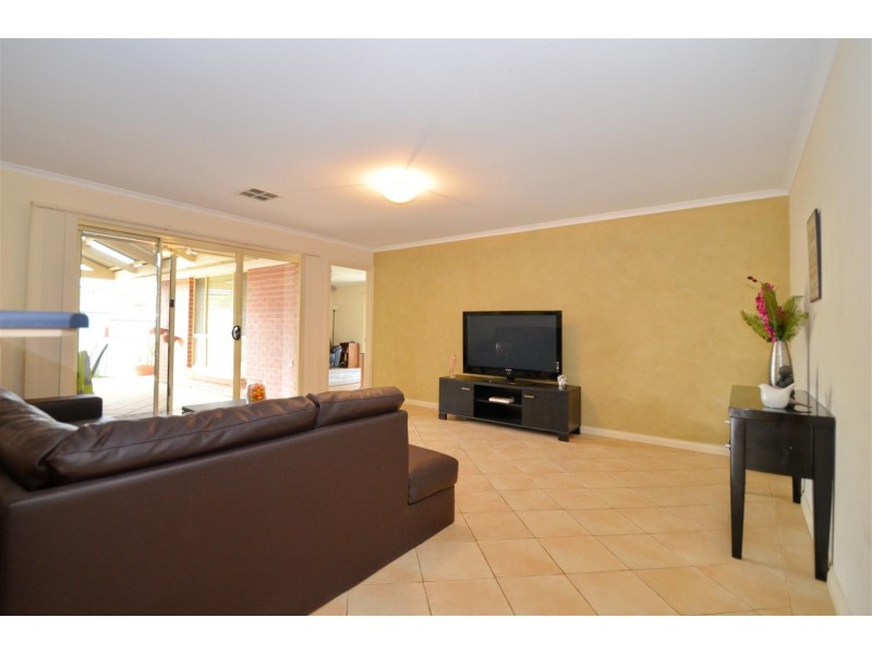 3 Skipper Close, Hallett Cove SA 5158