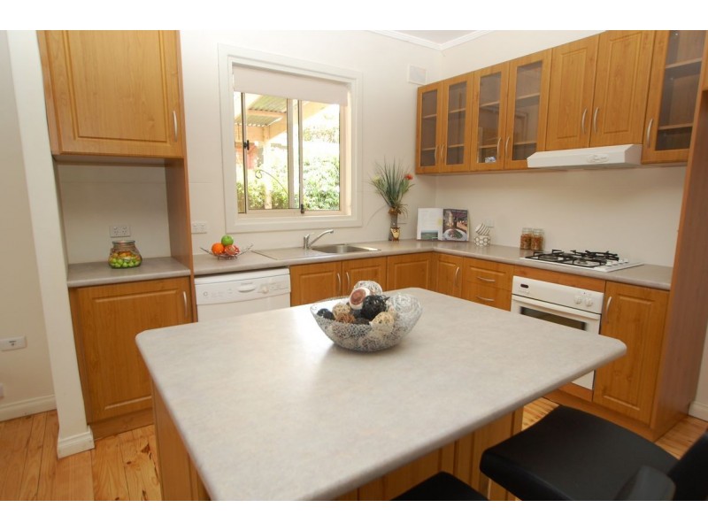 1 Tait Avenue, Marion SA 5043