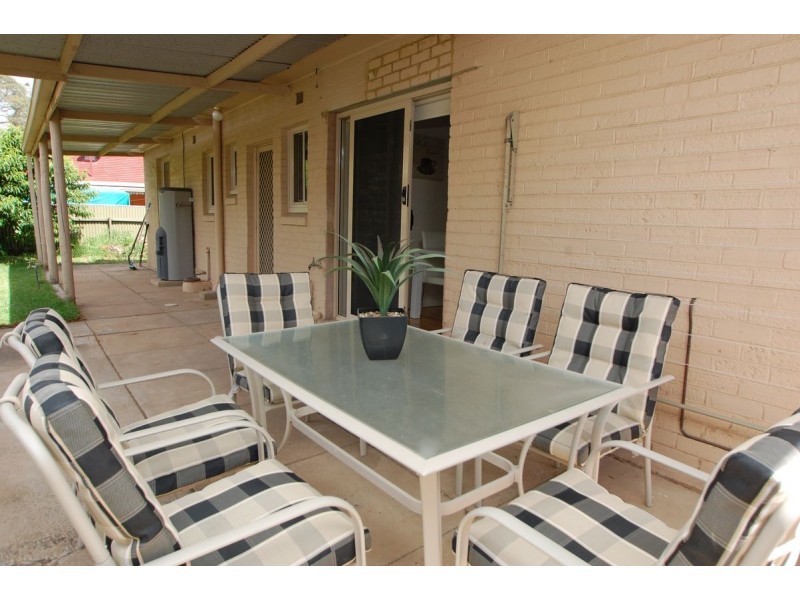 1 Tait Avenue, Marion SA 5043