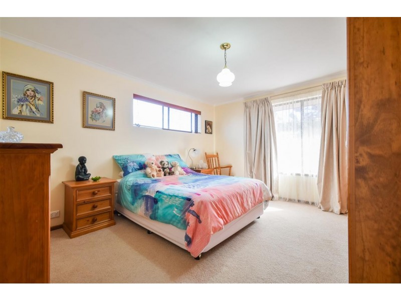 1 Reserve Parade, Morphett Vale SA 5162