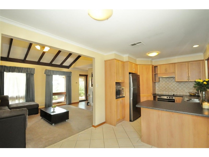 15 Wickham Road, Happy Valley SA 5159