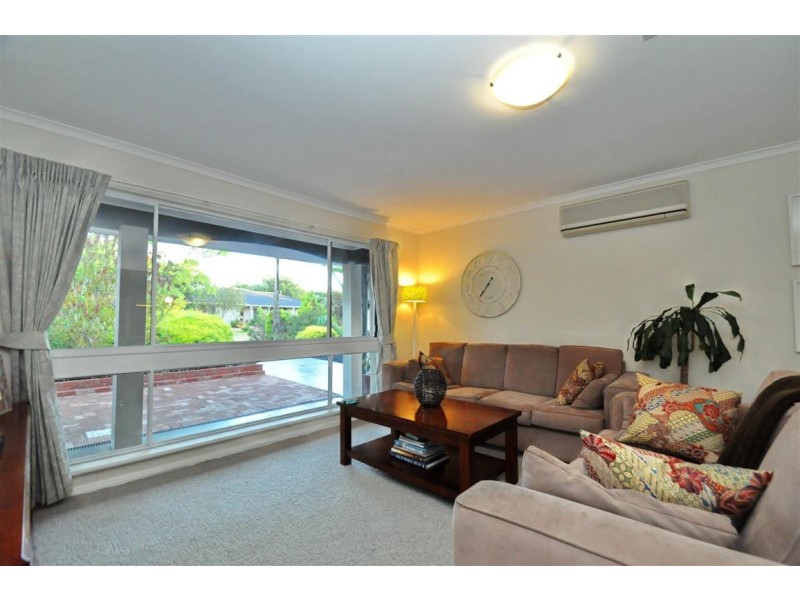 95 Ridgway Drive, Flagstaff Hill SA 5159