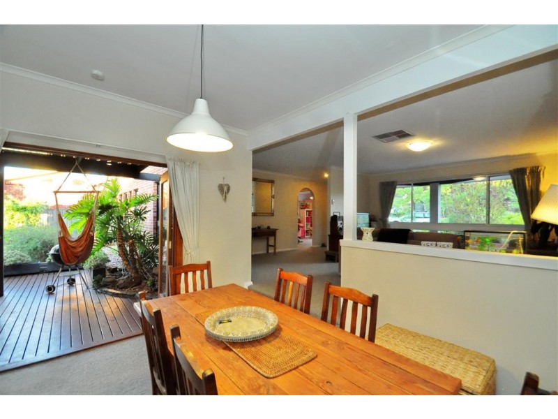 95 Ridgway Drive, Flagstaff Hill SA 5159