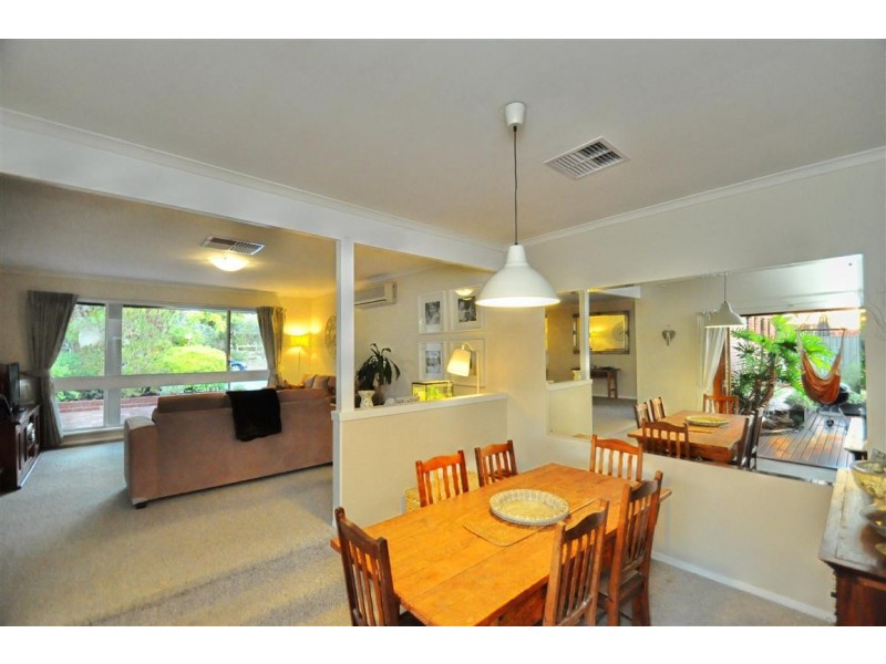 95 Ridgway Drive, Flagstaff Hill SA 5159