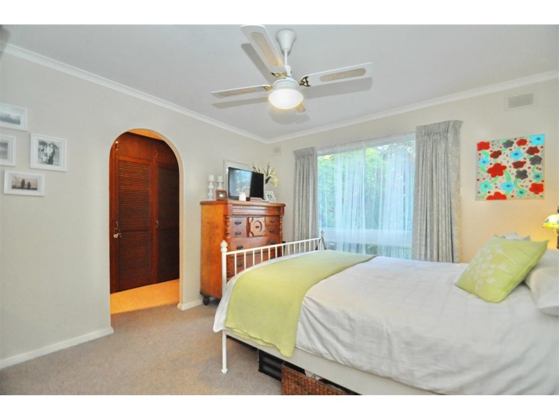 95 Ridgway Drive, Flagstaff Hill SA 5159