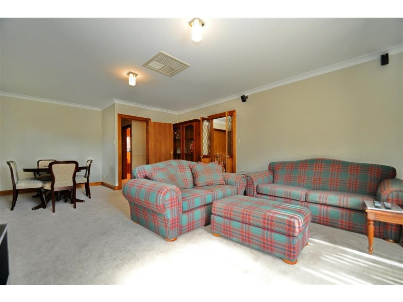 27 Horndale Drive, Happy Valley SA 5159