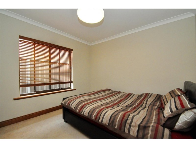 27 Horndale Drive, Happy Valley SA 5159