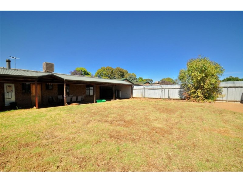 17 Wattle Street, Morphett Vale SA 5162