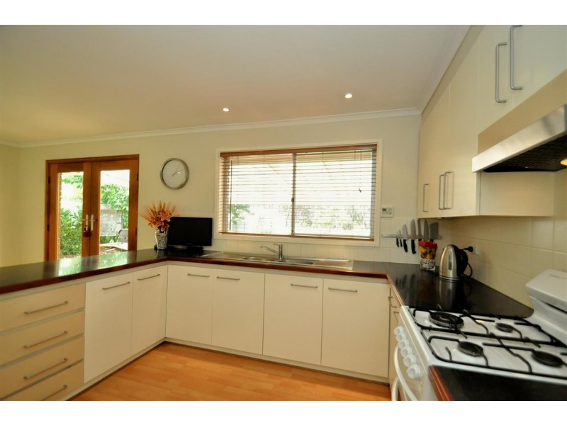 22 Southbound Ave, Aberfoyle Park SA 5159