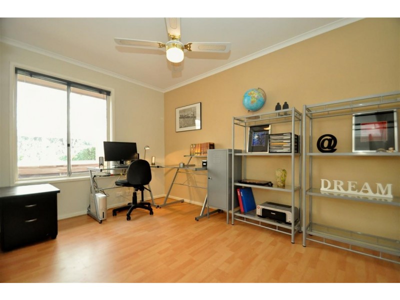 22 Southbound Ave, Aberfoyle Park SA 5159