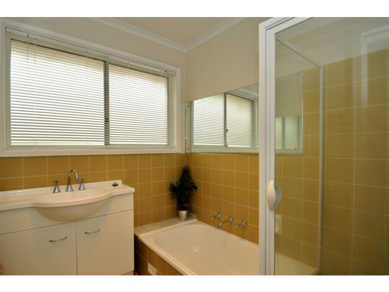 22 Southbound Ave, Aberfoyle Park SA 5159