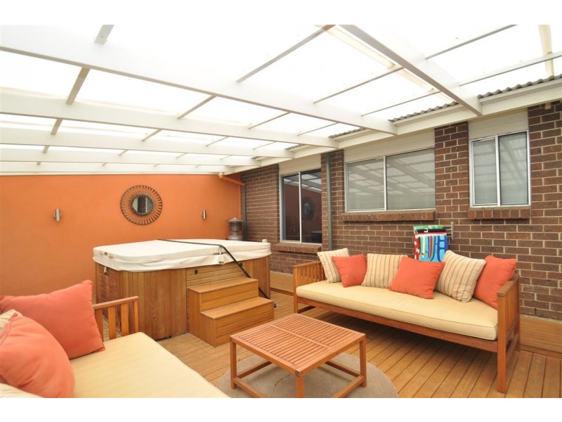 22 Southbound Ave, Aberfoyle Park SA 5159