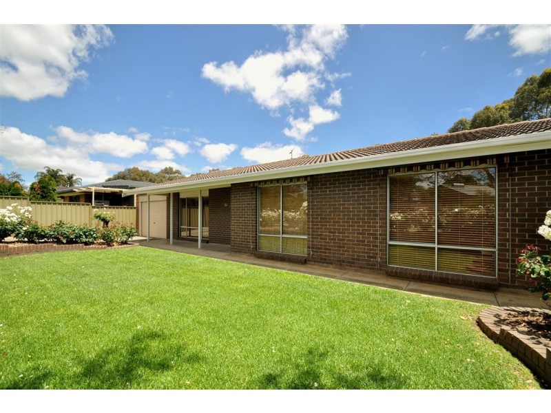 22 Southbound Ave, Aberfoyle Park SA 5159