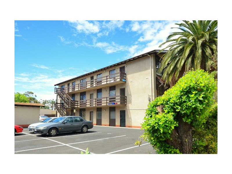 15-17 Caroline Street, Glenelg North SA 5045