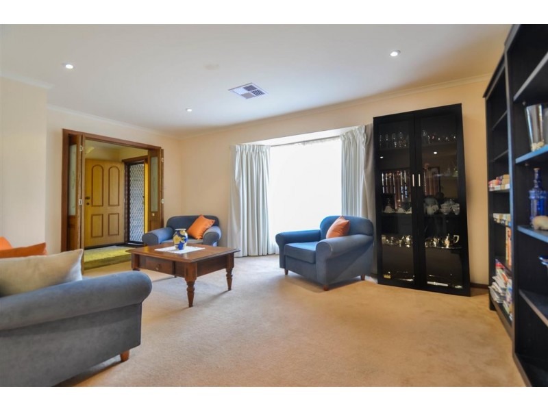 4 Woodsmans Copse, Hallett Cove SA 5158