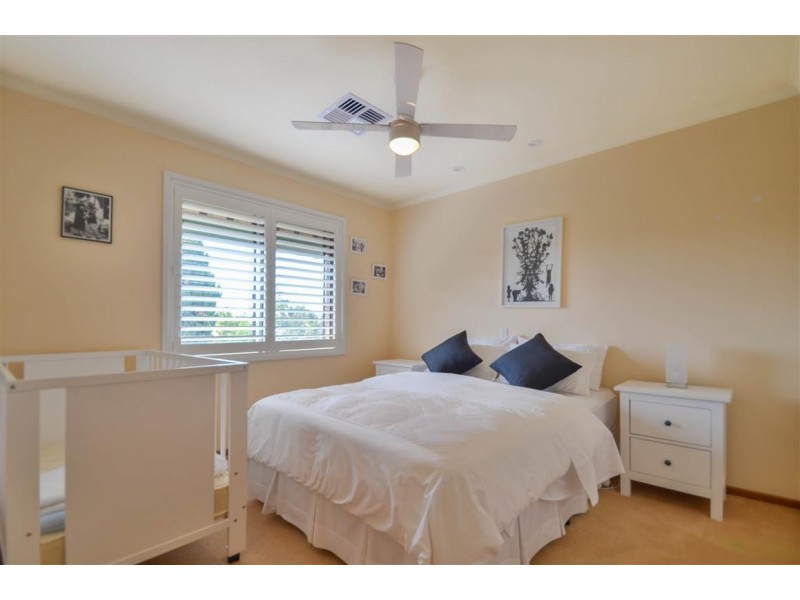 4 Woodsmans Copse, Hallett Cove SA 5158