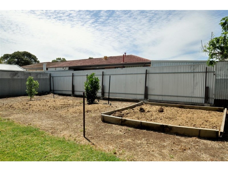 9 Carmela Avenue, Morphett Vale SA 5162