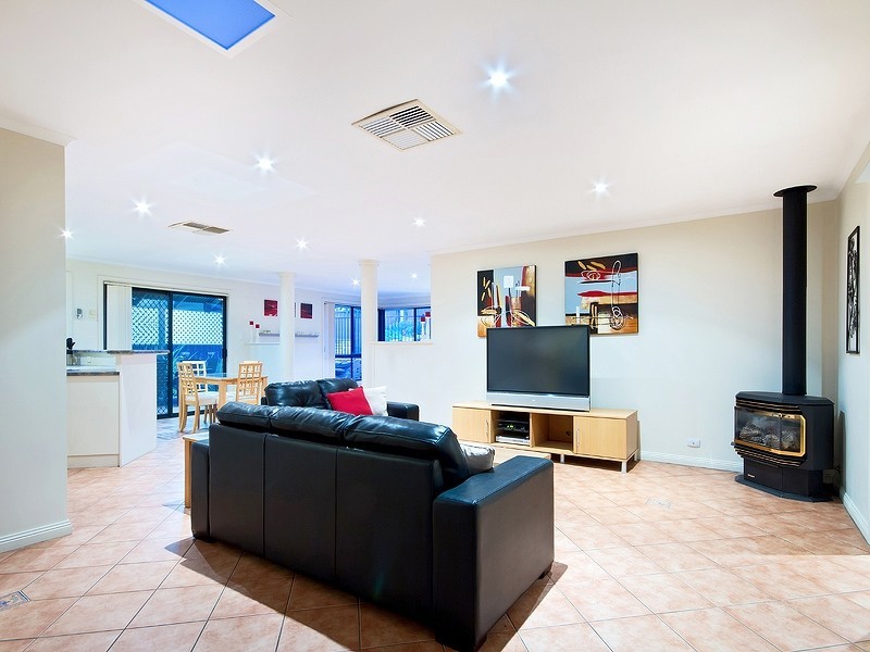 22 Alfonso Drive, Hallett Cove SA 5158