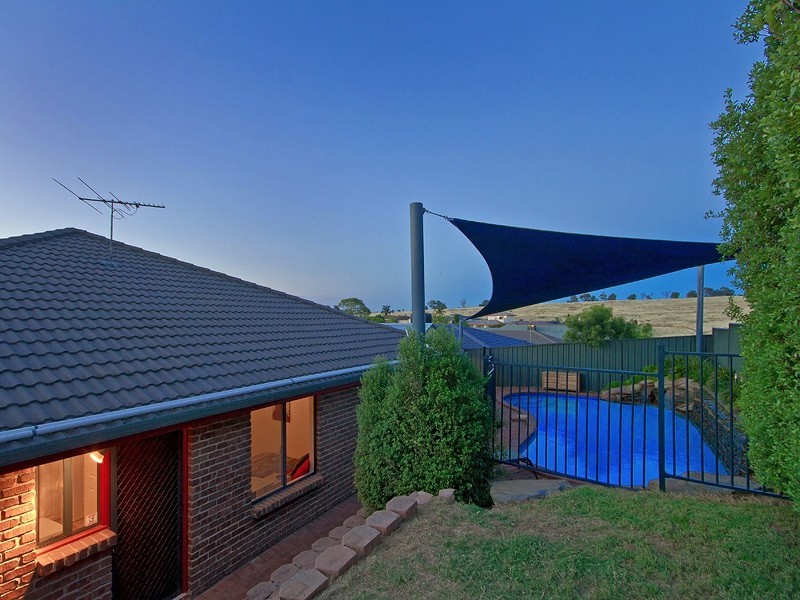 22 Alfonso Drive, Hallett Cove SA 5158