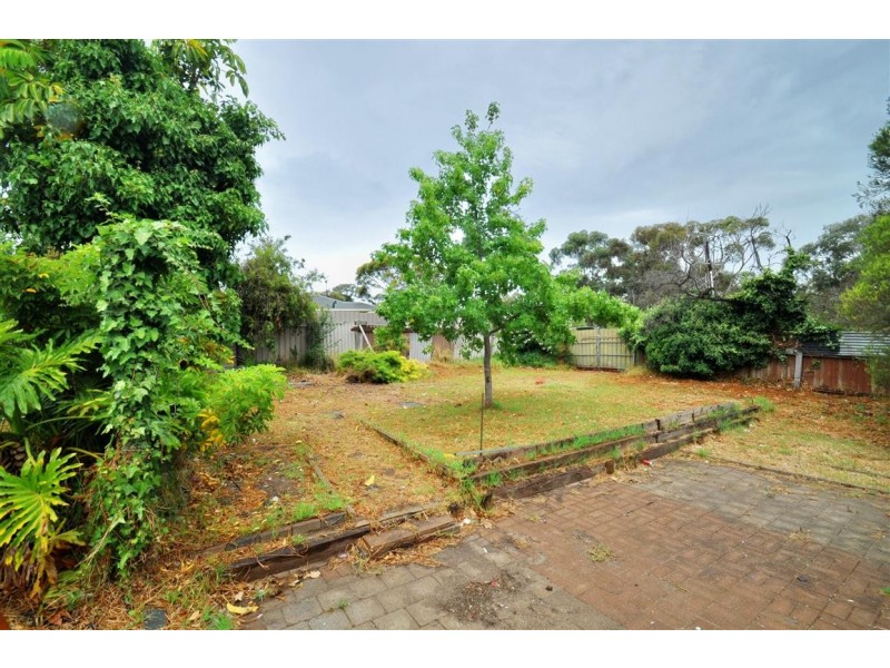 2 Helsinki Road, Hackham West SA 5163