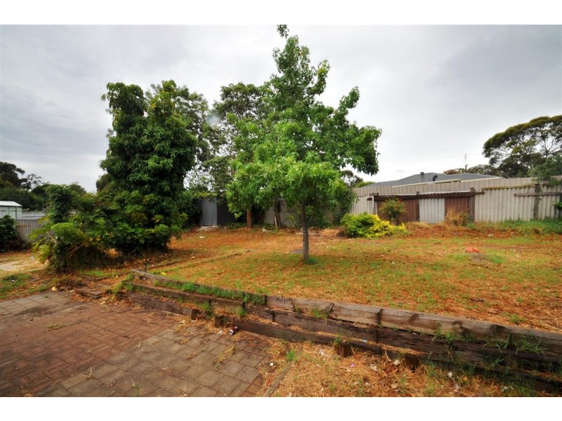 2 Helsinki Road, Hackham West SA 5163