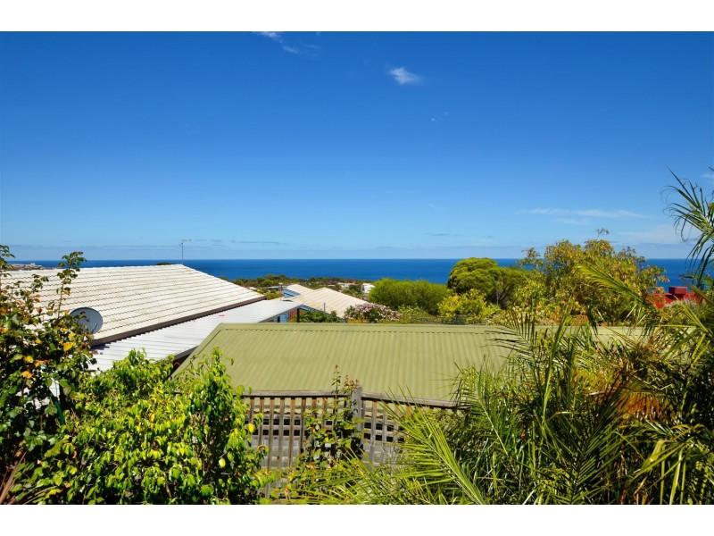 24 Manunda Way, Hallett Cove SA 5158