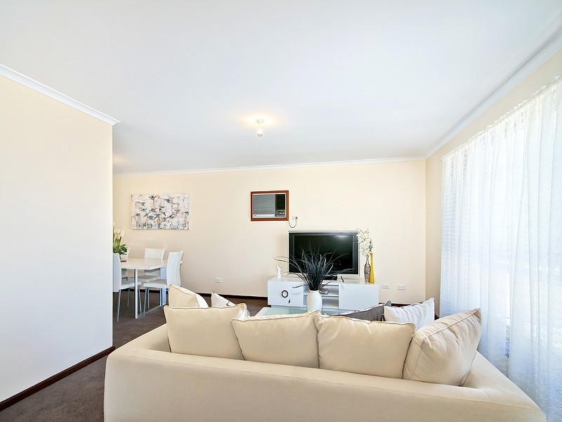 19 Delamere Avenue, Woodcroft SA 5162