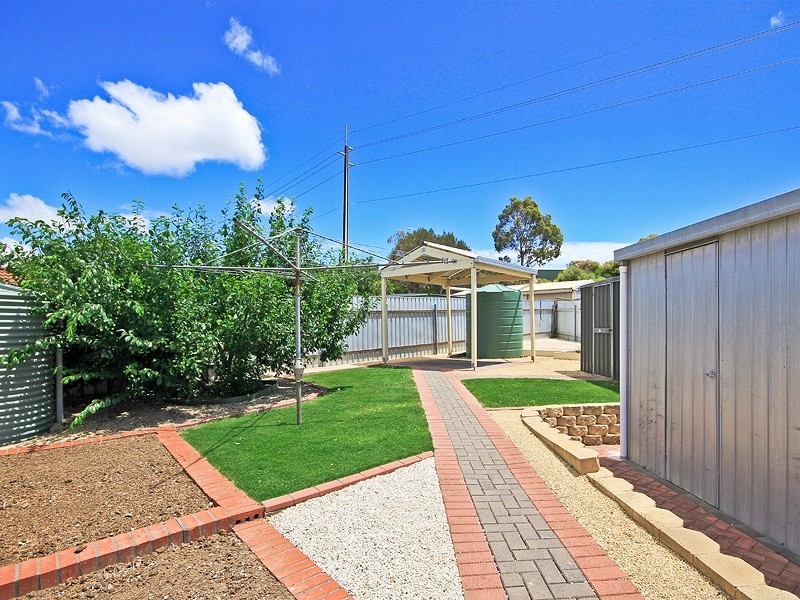 19 Delamere Avenue, Woodcroft SA 5162