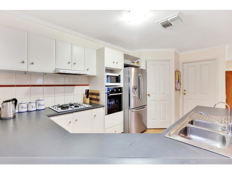 34 Horndale Drive, Happy Valley SA 5159