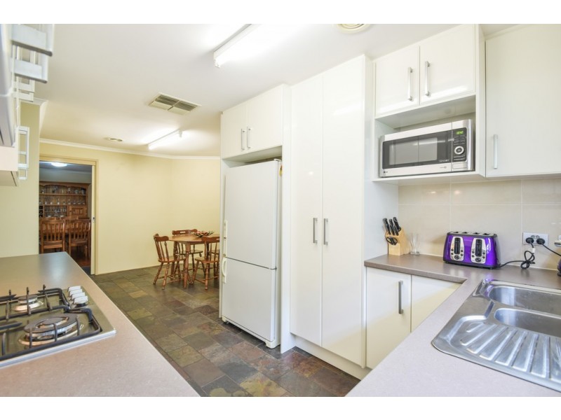 12 Fisher Avenue, Trott Park SA 5158