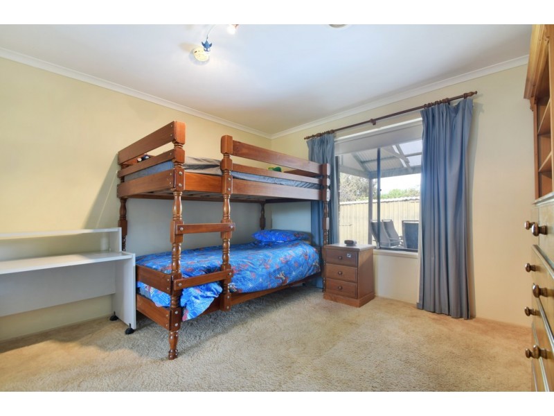 12 Fisher Avenue, Trott Park SA 5158