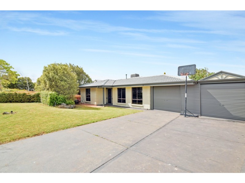 12 Fisher Avenue, Trott Park SA 5158