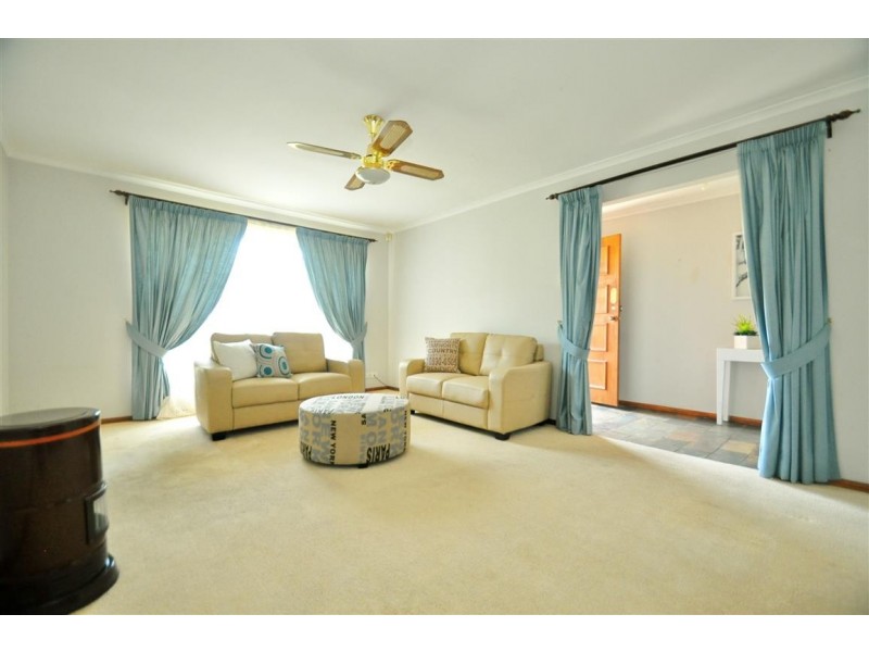 39 Dennis Street, Happy Valley SA 5159