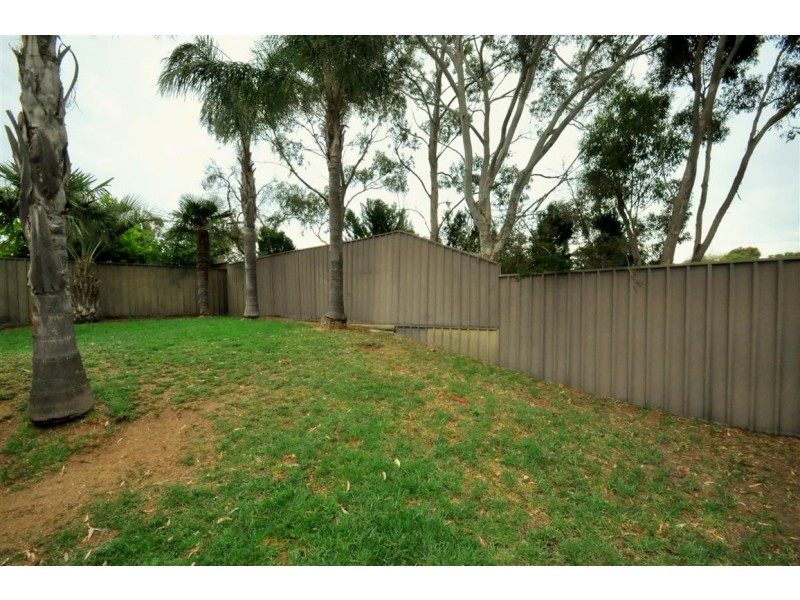 60 Glenhelen Road, Morphett Vale SA 5162
