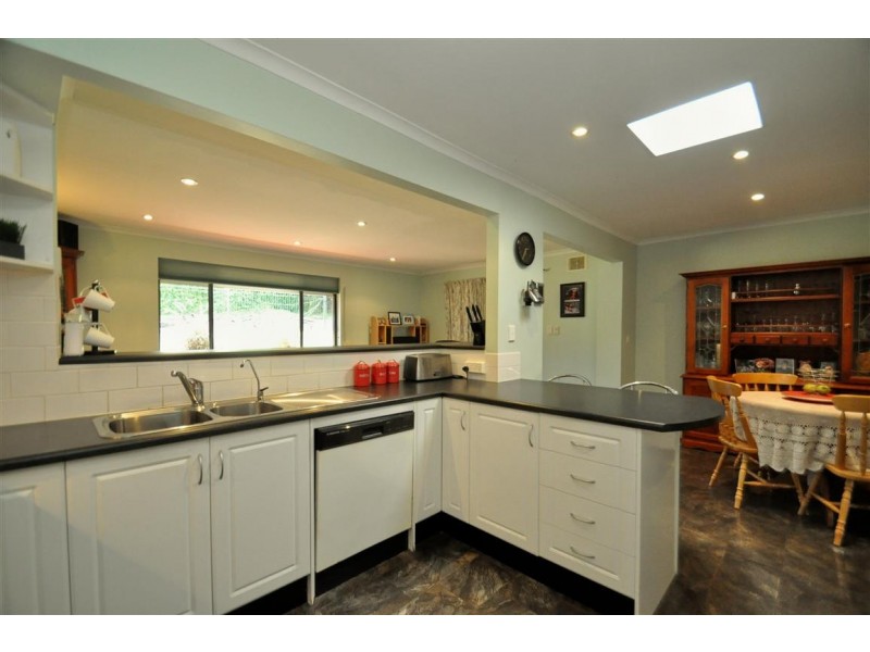 10 St Helena Street, Flagstaff Hill SA 5159