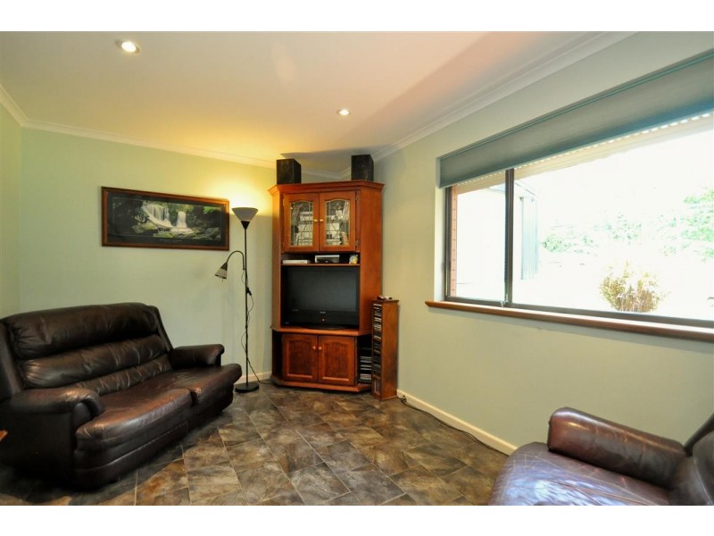 10 St Helena Street, Flagstaff Hill SA 5159