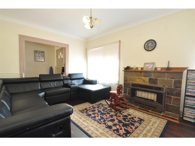 70 Lynlee Crescent, Huntfield Heights SA 5163