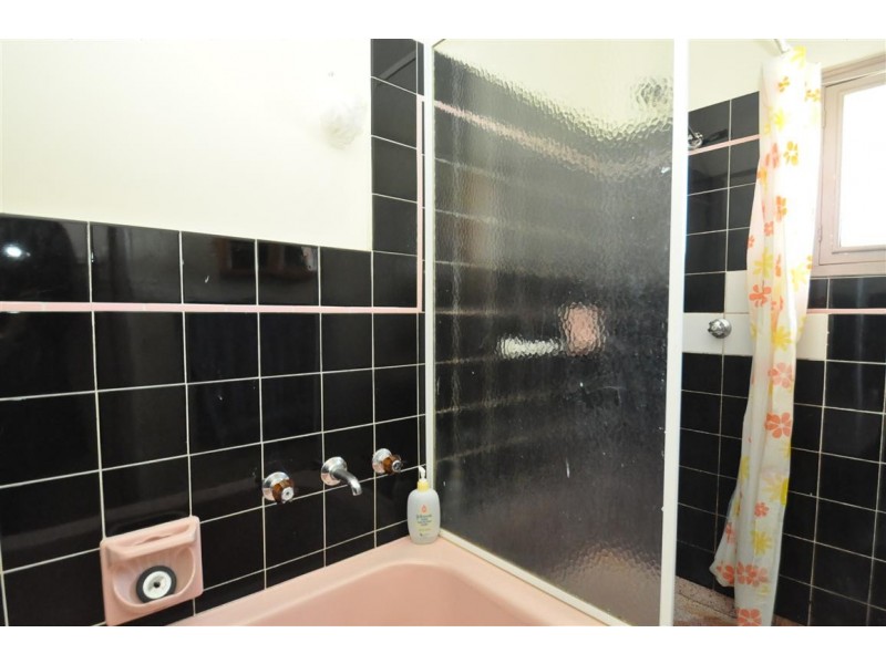 70 Lynlee Crescent, Huntfield Heights SA 5163