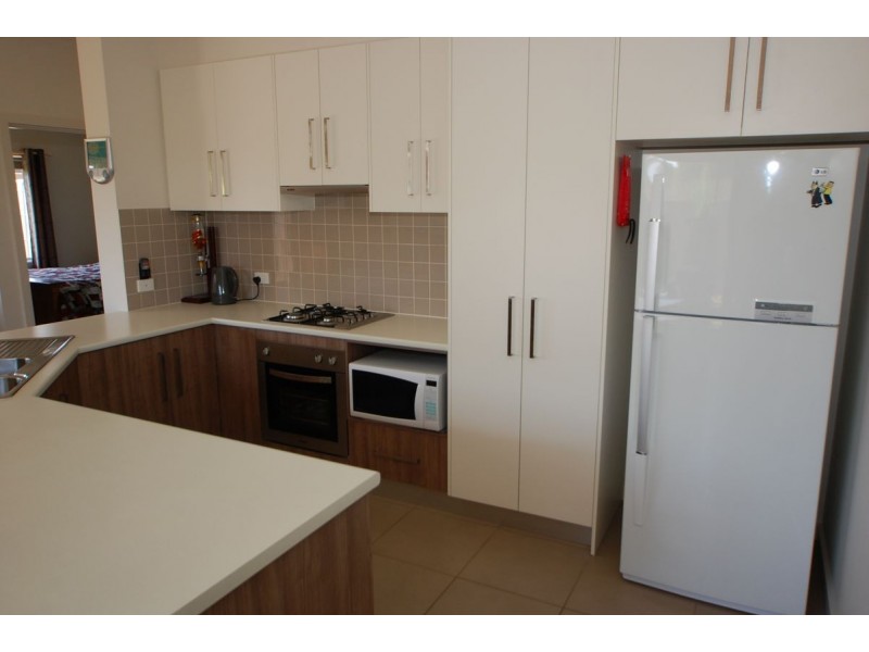 27 Burton Avenue, Park Holme SA 5043