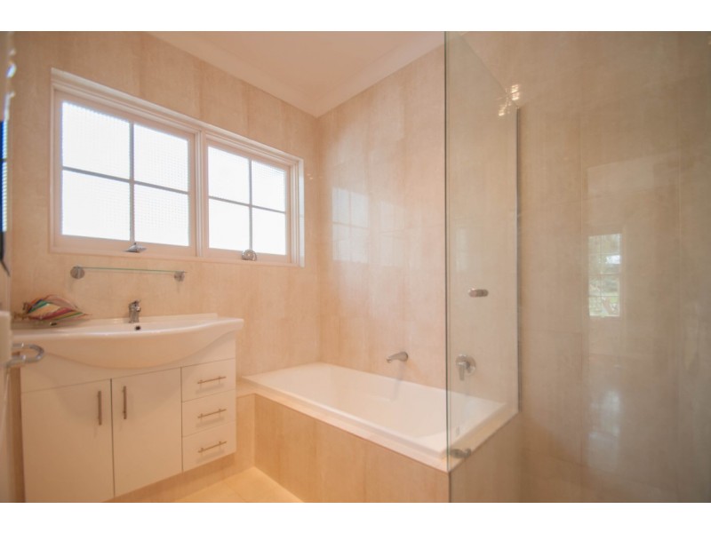 8 Fairlie Drive, Flagstaff Hill SA 5159