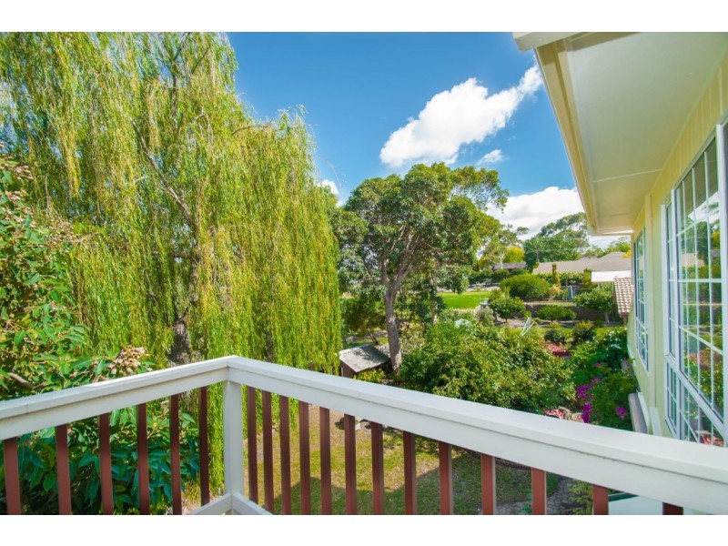 8 Fairlie Drive, Flagstaff Hill SA 5159