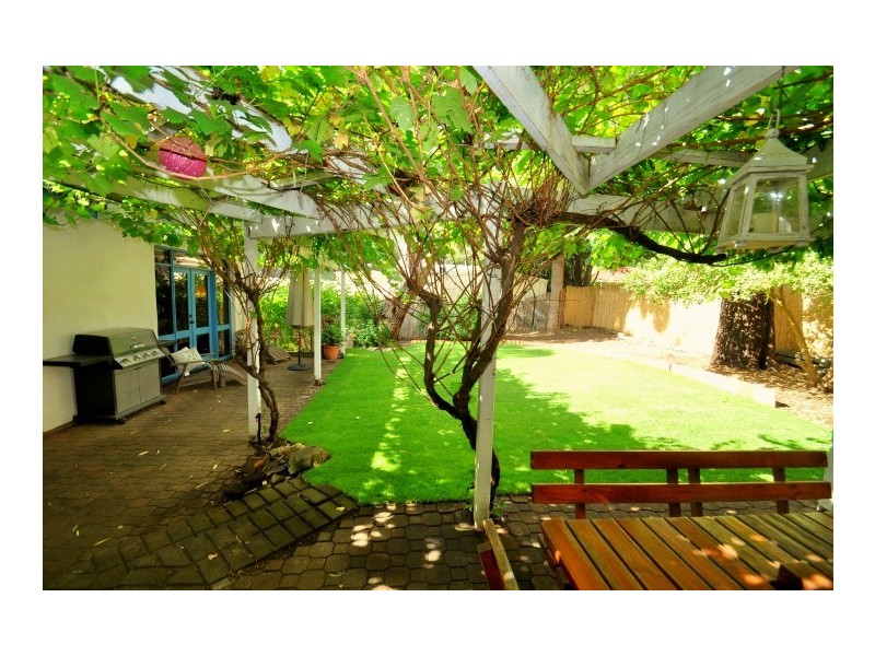 27 Minta Road, Happy Valley SA 5159