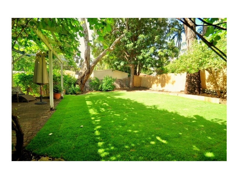 27 Minta Road, Happy Valley SA 5159