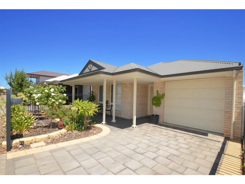 9 Tucker Street, Munno Para West SA 5115