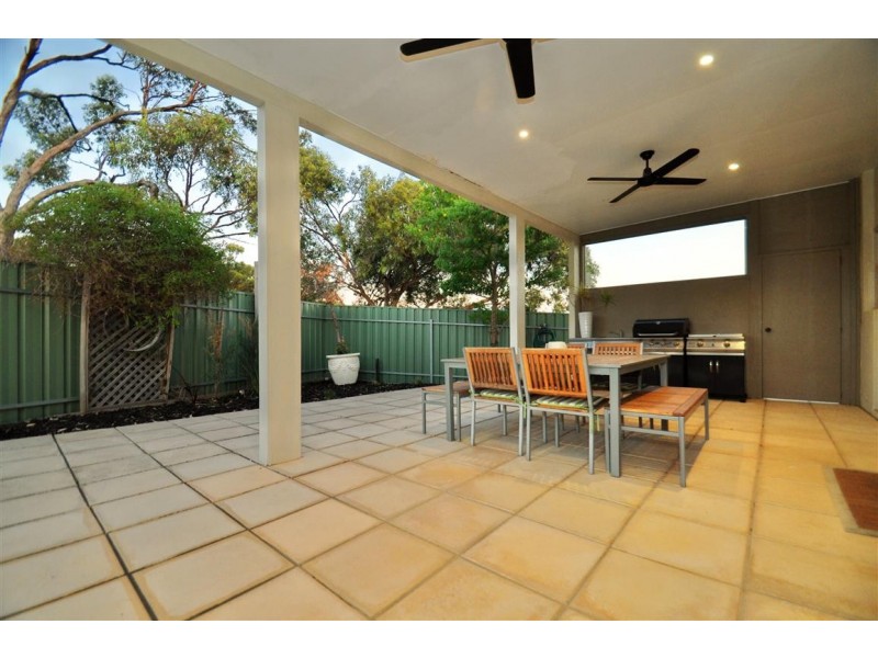 209a Black Road, Flagstaff Hill SA 5159
