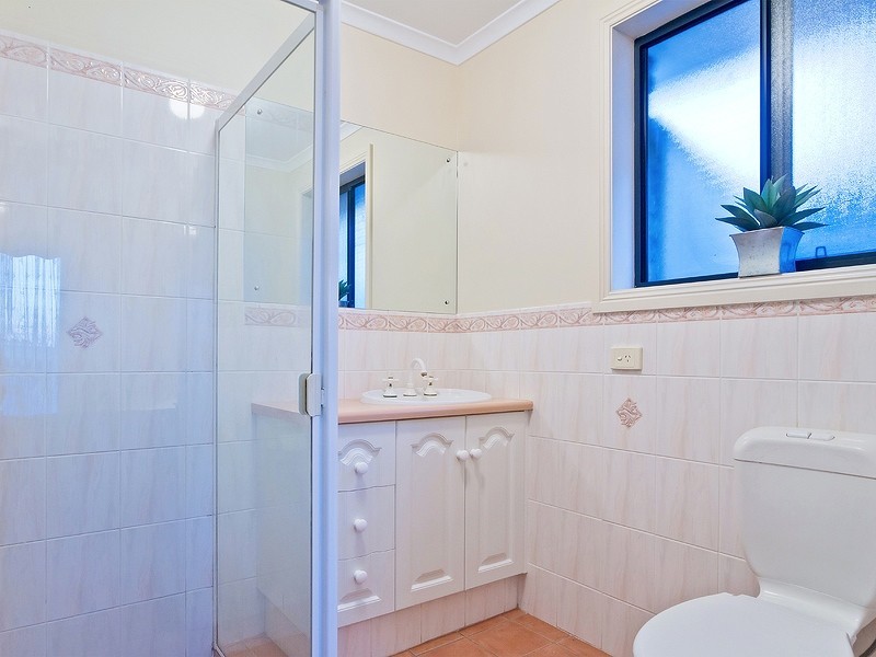 22 Alfonso Drive, Hallett Cove SA 5158