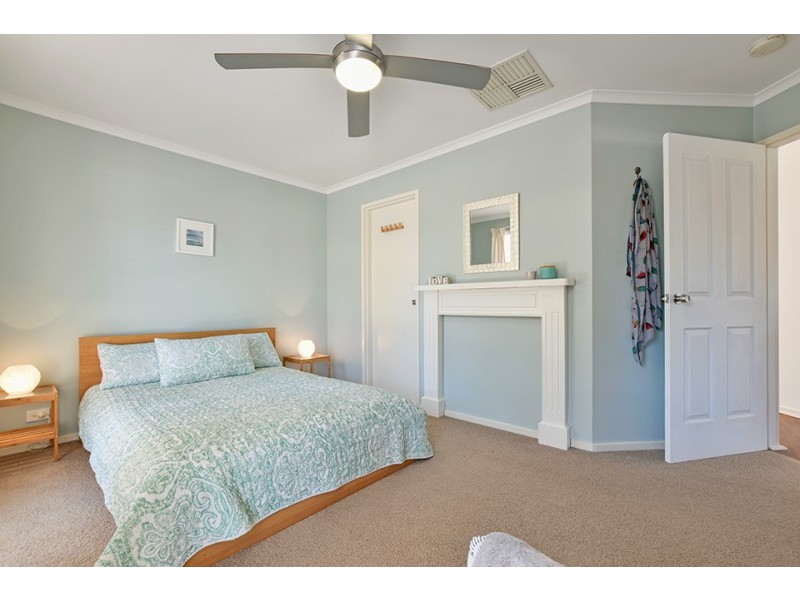 4 Horndale Drive, Happy Valley SA 5159