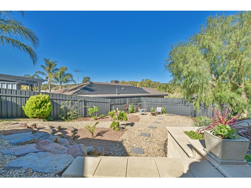 4 Horndale Drive, Happy Valley SA 5159